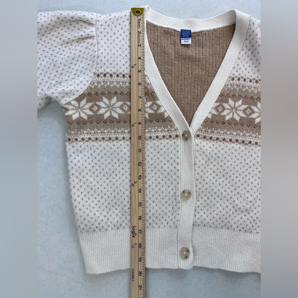 Old Navy Women’s Cream Winter Theme Cardigan Sweater. Size XL (14-16) - Picture 7 of 11